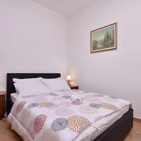 Vila Ivan Διαμέρισμα Tice